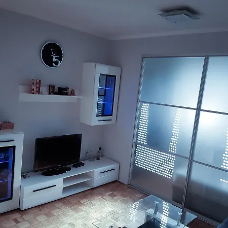 Apartman Arena Silver